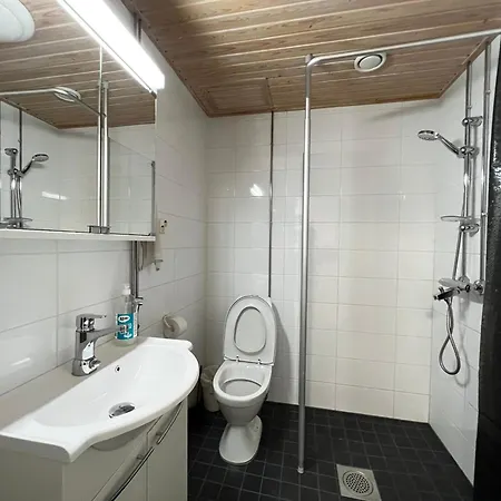 Cozy Flat In Suurpelto Lägenhet